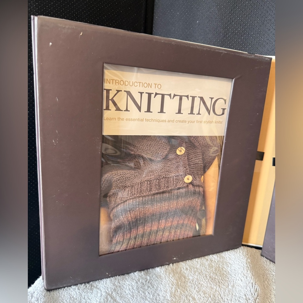 Spice Box, Introduction to Knitting Kit, Craft Project, For Beginners. - Picture 7 of 13